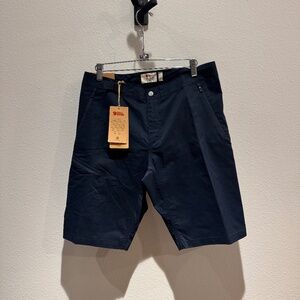 Abisko Hike Shorts Men’s Medium Dark Navy 32” Waist